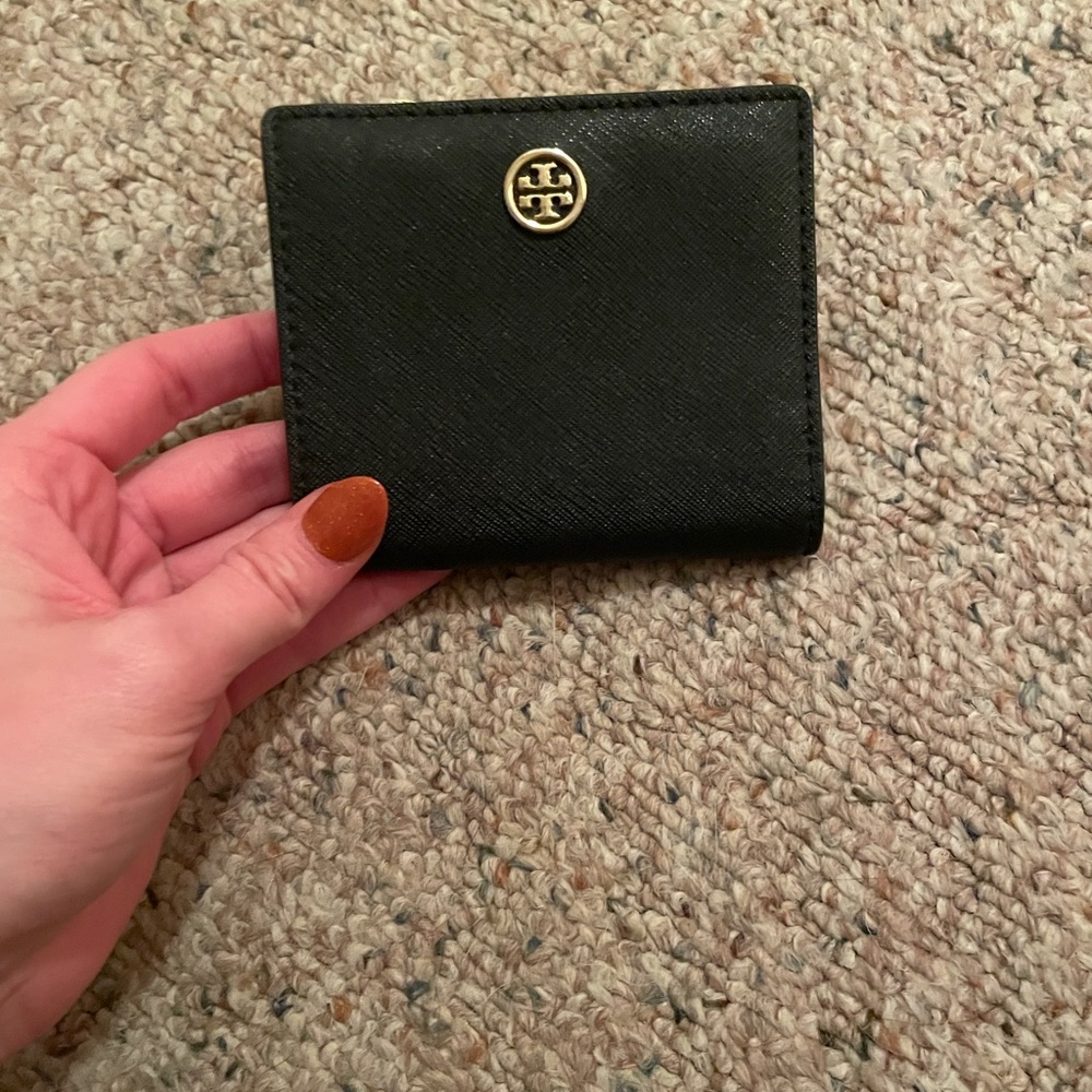 Tory Burch Emerson Mini Wallet
